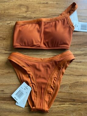 L*Space bikini set amber burnt orange foley bitsy bottom/axel top XS NWT NEW